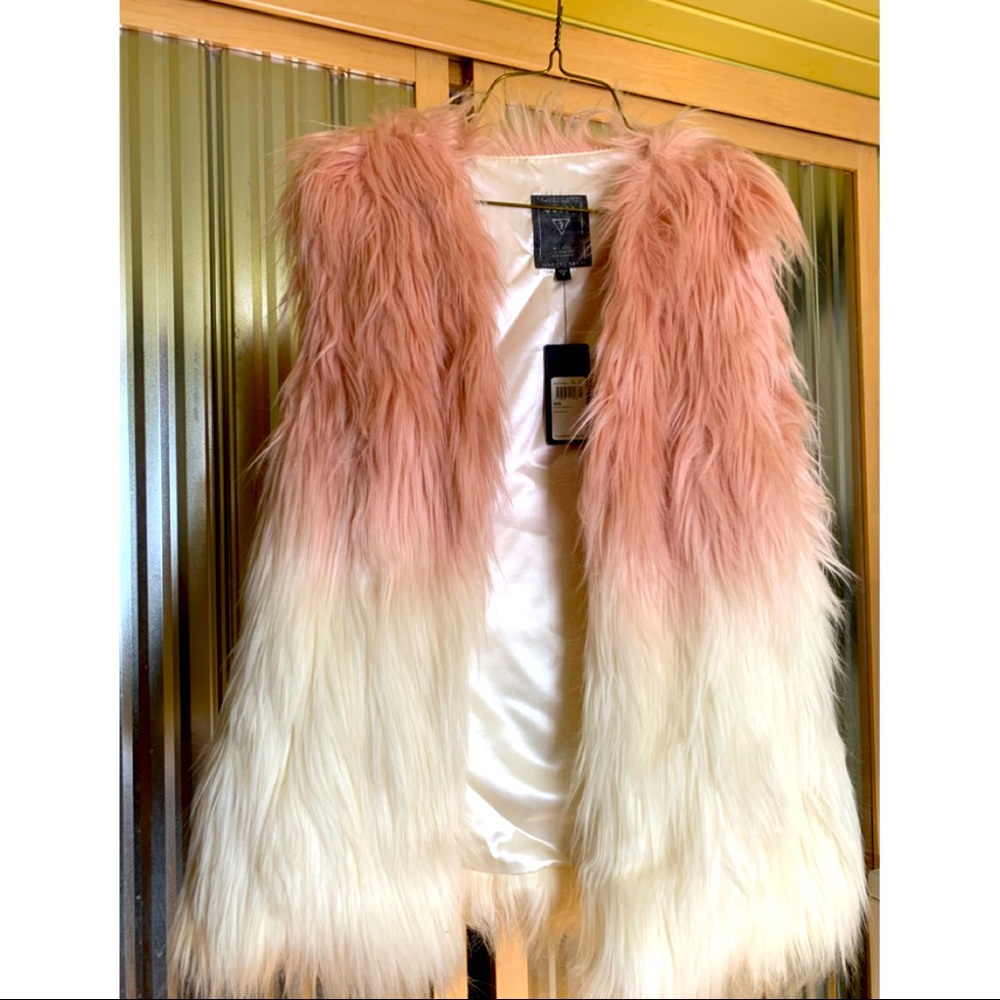 Sleeveless vest